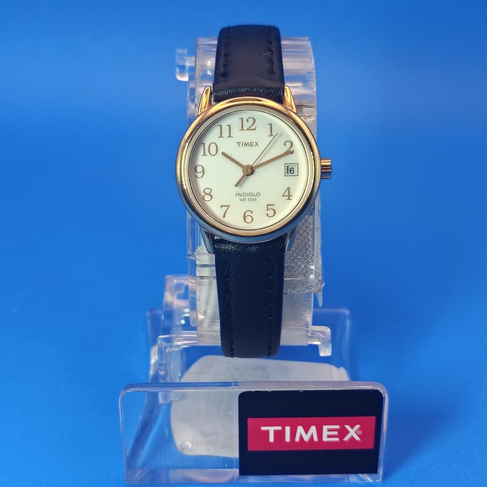 New! Vintage 2012 Timex Indiglo Easy Reader Date 25mm Women's Quartz Watch NOS